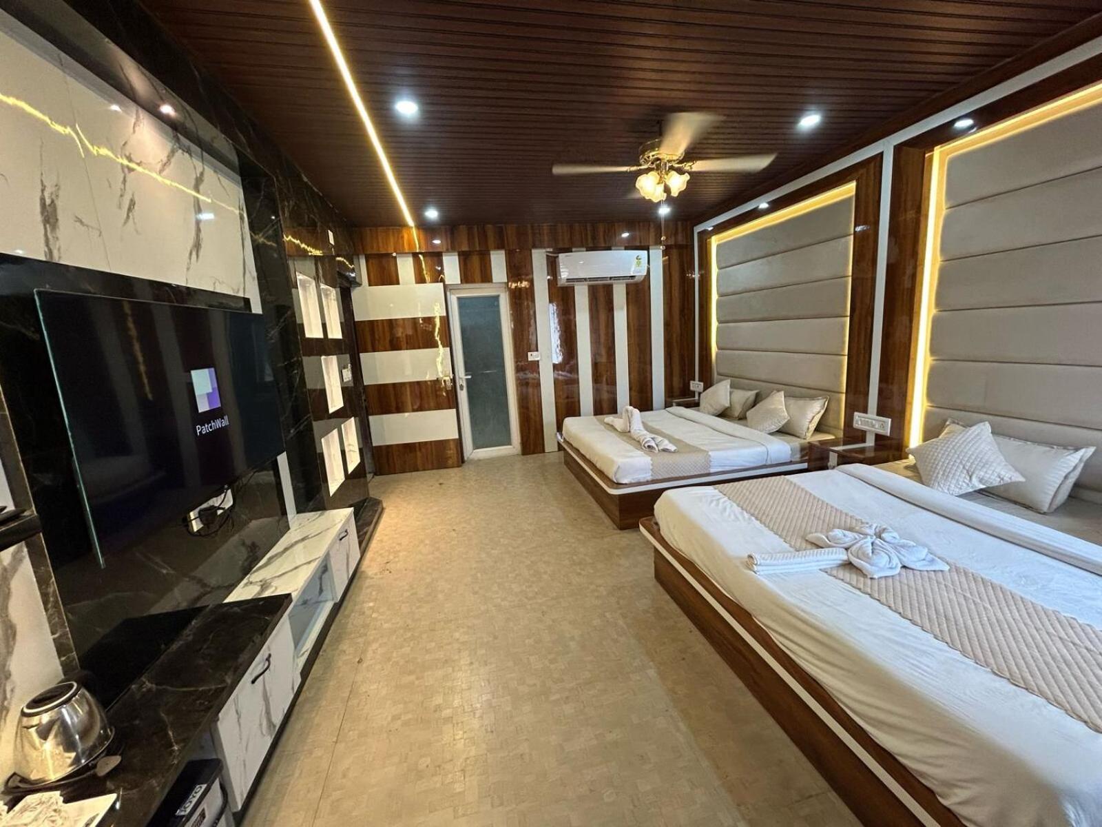 Hotel Dev Ganga Rishīkesh Exteriör bild